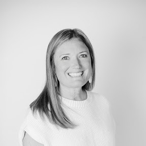 headshot Sara Burling